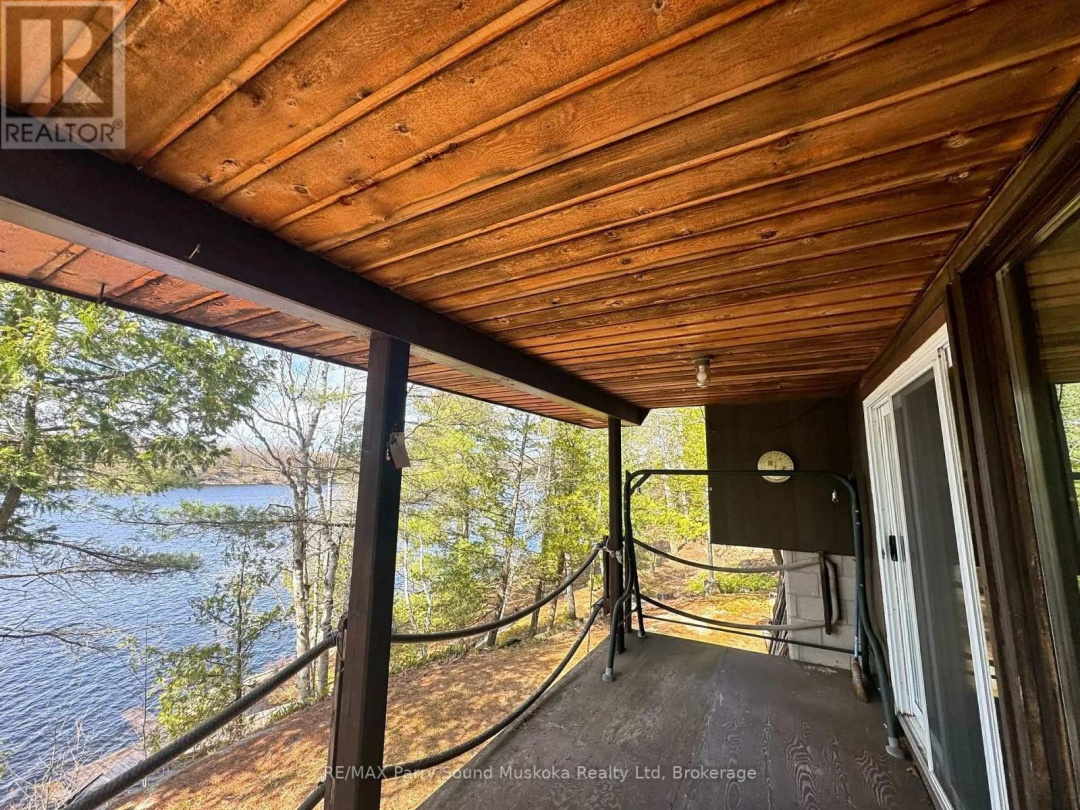 55 HEALEY LAKE WATER, Healey Lake