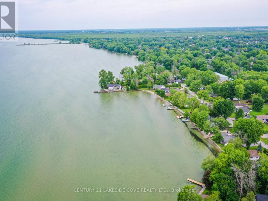 2730 LONE BIRCH TRAIL N, 