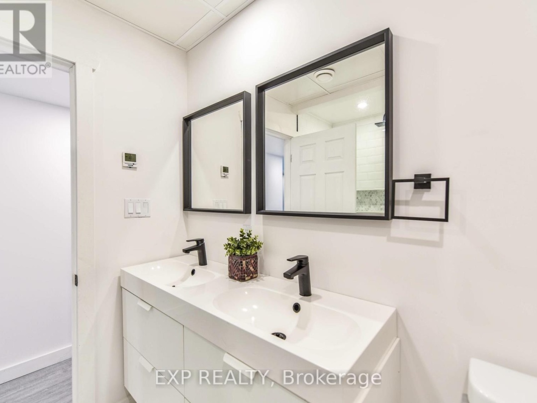 1047 WHYMAN ROAD, 