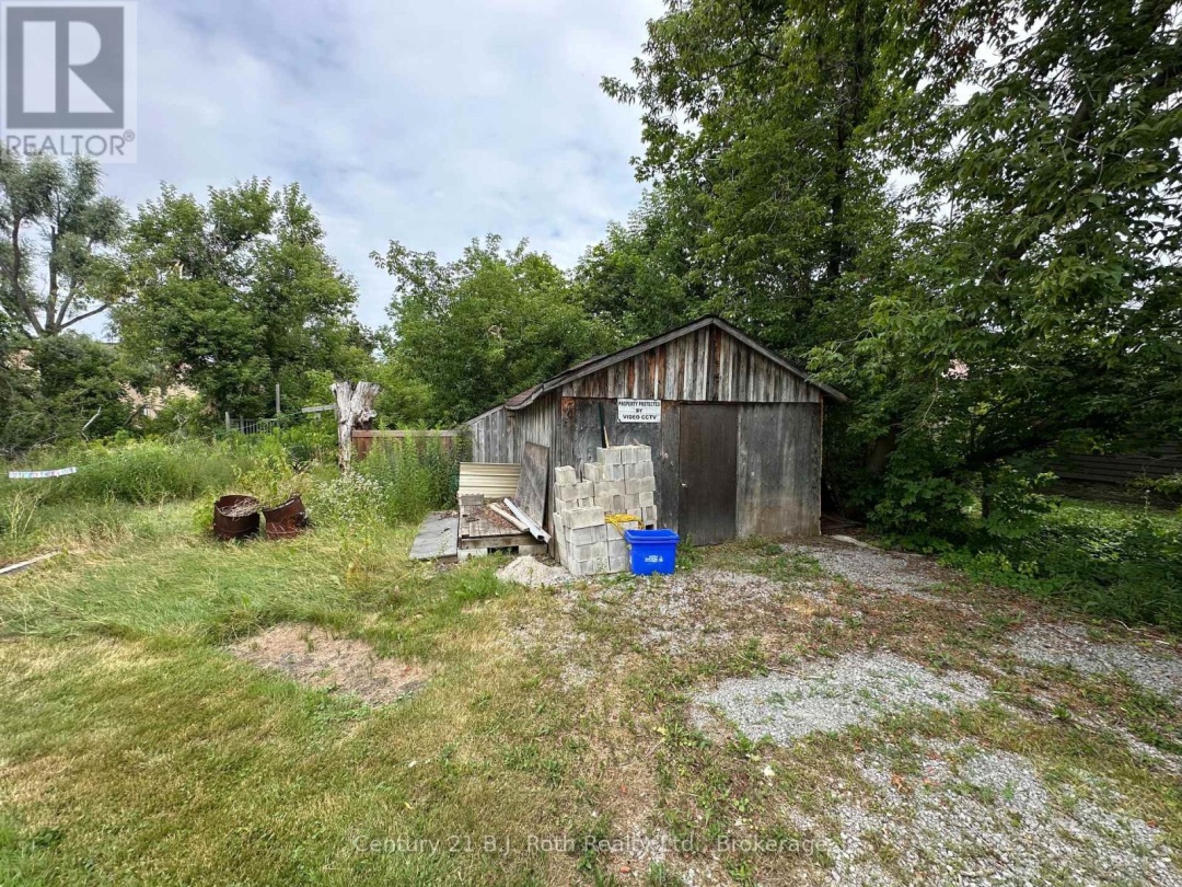 1740 KIRKFIELD ROAD,