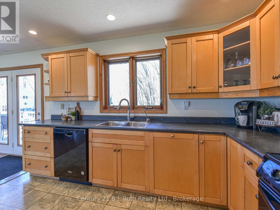 4086 Lawton Lane, Ramara (Atherley)
