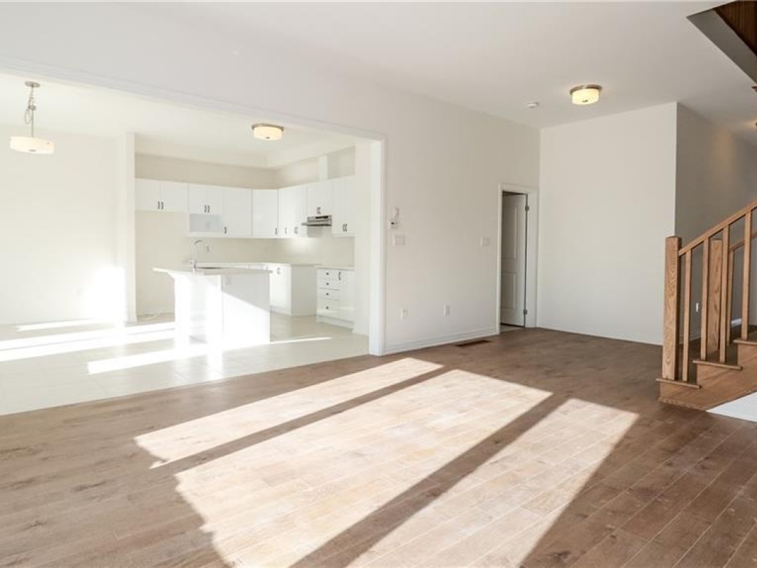 3778 SUNBANK Crescent, 