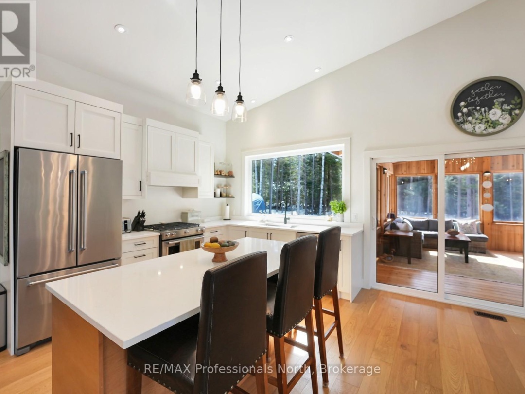 1086 STOTHART CREEK ROAD, Dysart et al (Dysart)