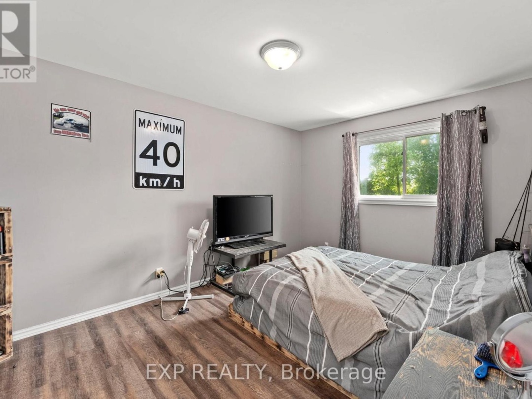 24115 THORAH PARK BOULEVARD, 