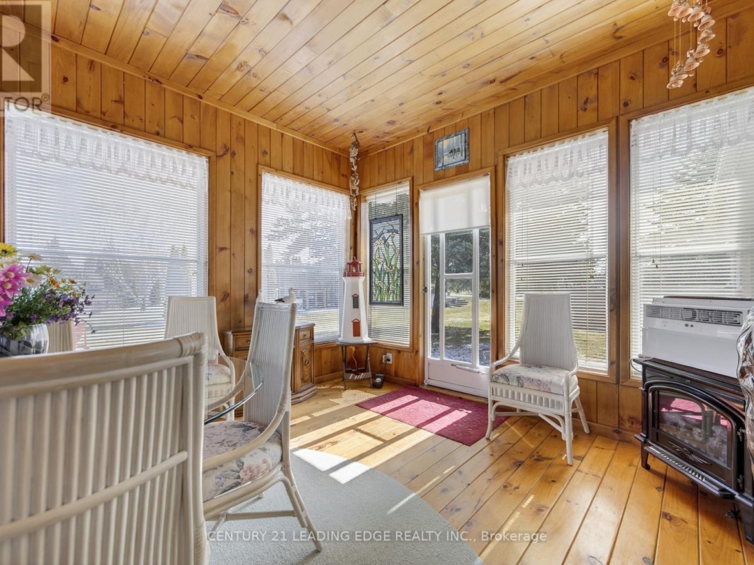 17 SANDLEWOOD TRAIL, Lake Simcoe