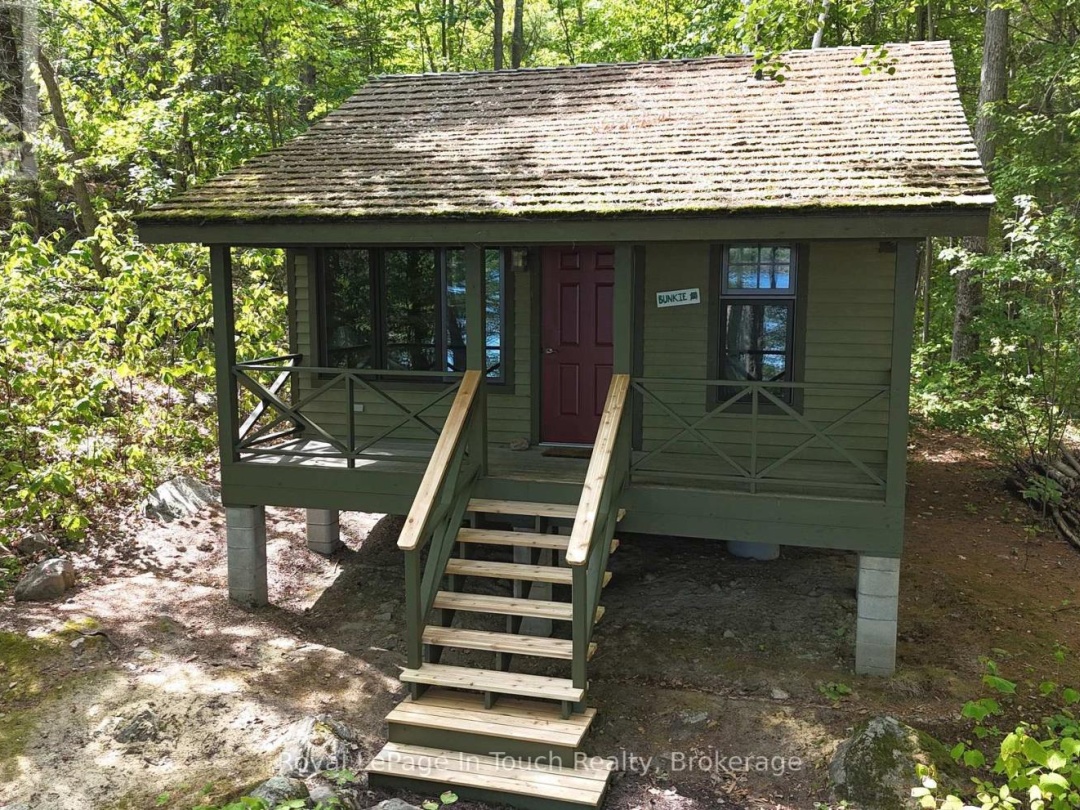 4 IS 2075 ARTHUR ISLAND, GEORGIAN BAY, 