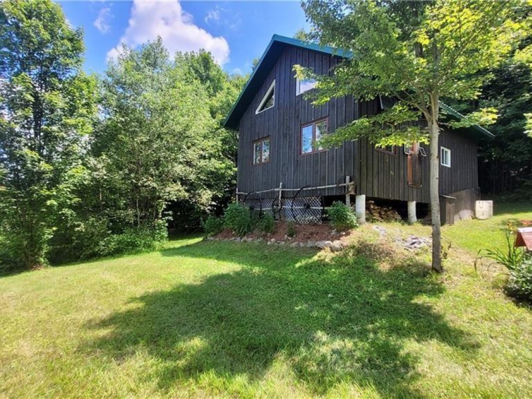 1060 Baker Side Road, Bracebridge