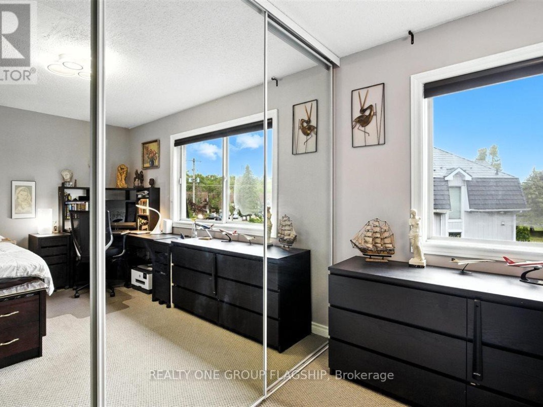 12 - 24 LAGUNA PARKWAY, Lake Simcoe