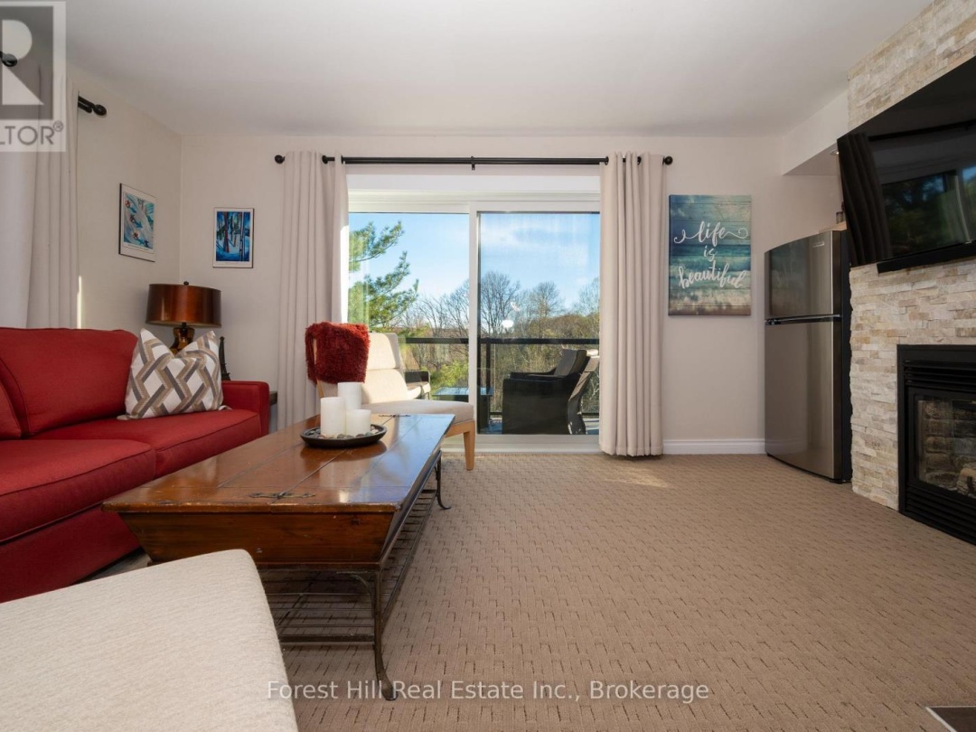 303 - 1235 DEERHURST DRIVE, Peninsula Lake