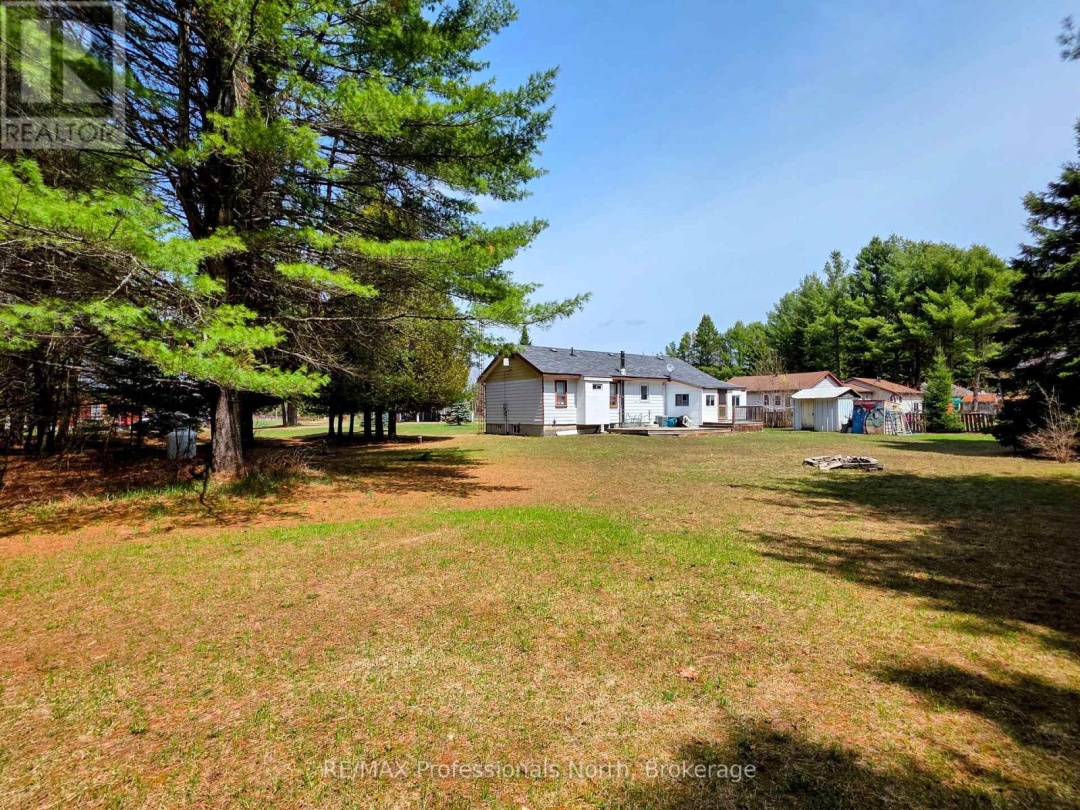 1037 WEST ROAD, Minden Hills (Minden)