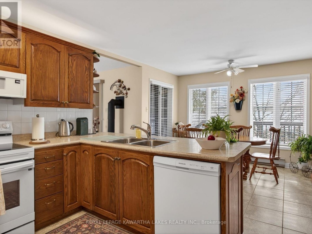 20 CEDARTREE LANE, Kawartha Lakes (Bobcaygeon)