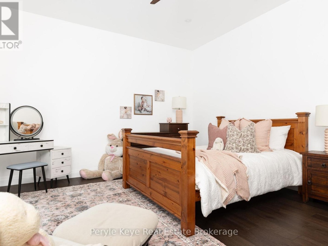 86 CLAREN CRESCENT, 