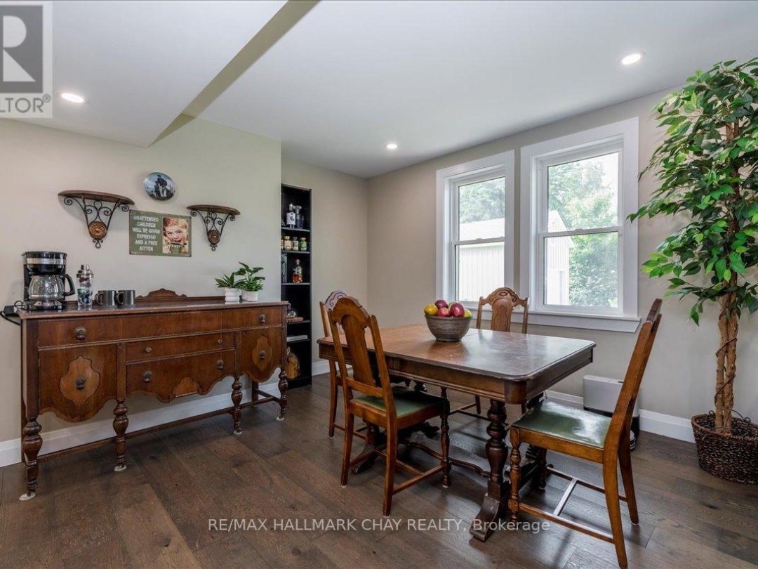 3366 MUSKOKA STREET, Severn (Washago)