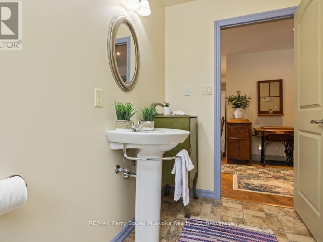 64 124 HIGHWAY, McDougall