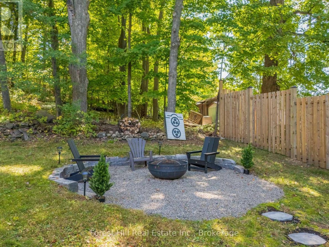 1 MAPLECREST COURT, Huntsville (Chaffey)