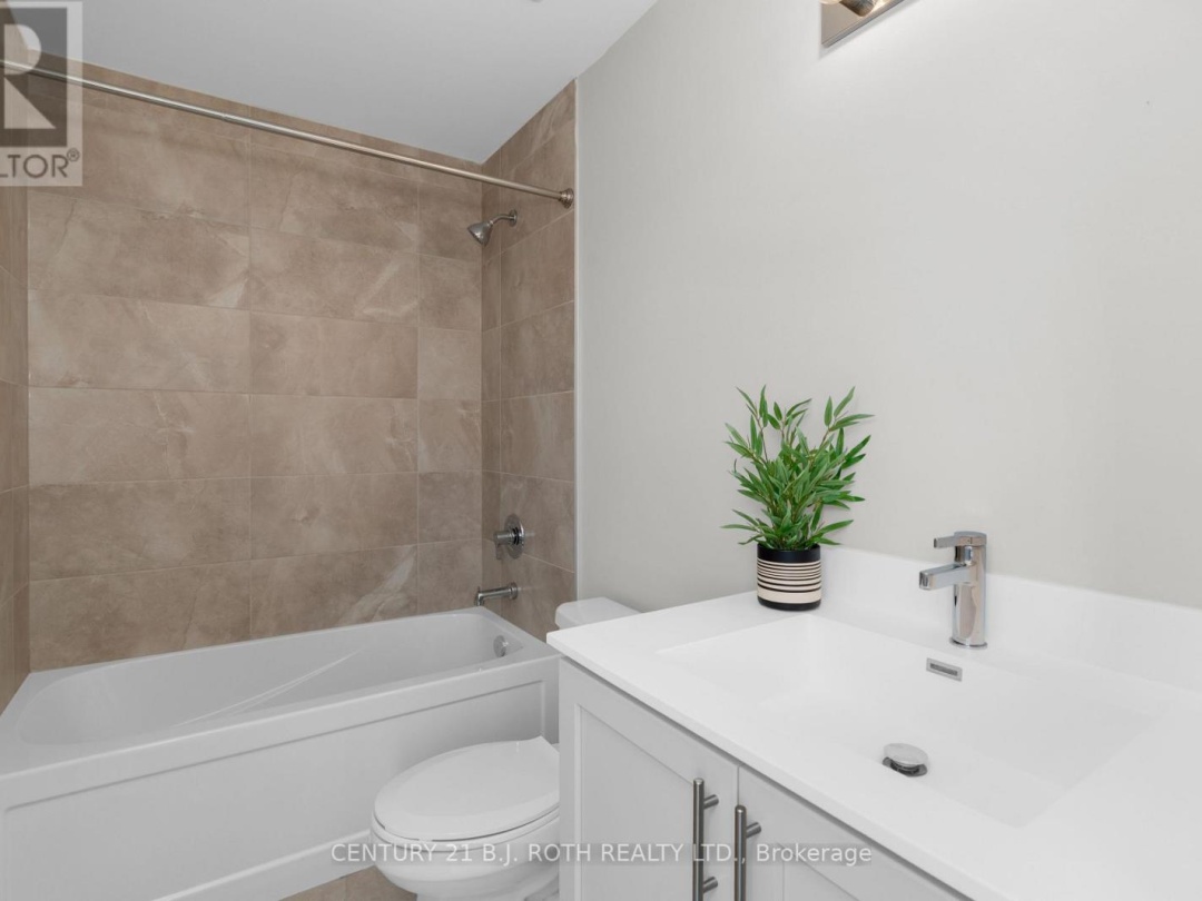 UNIT 12N - 89 LIGHTFOOT DRIVE, 