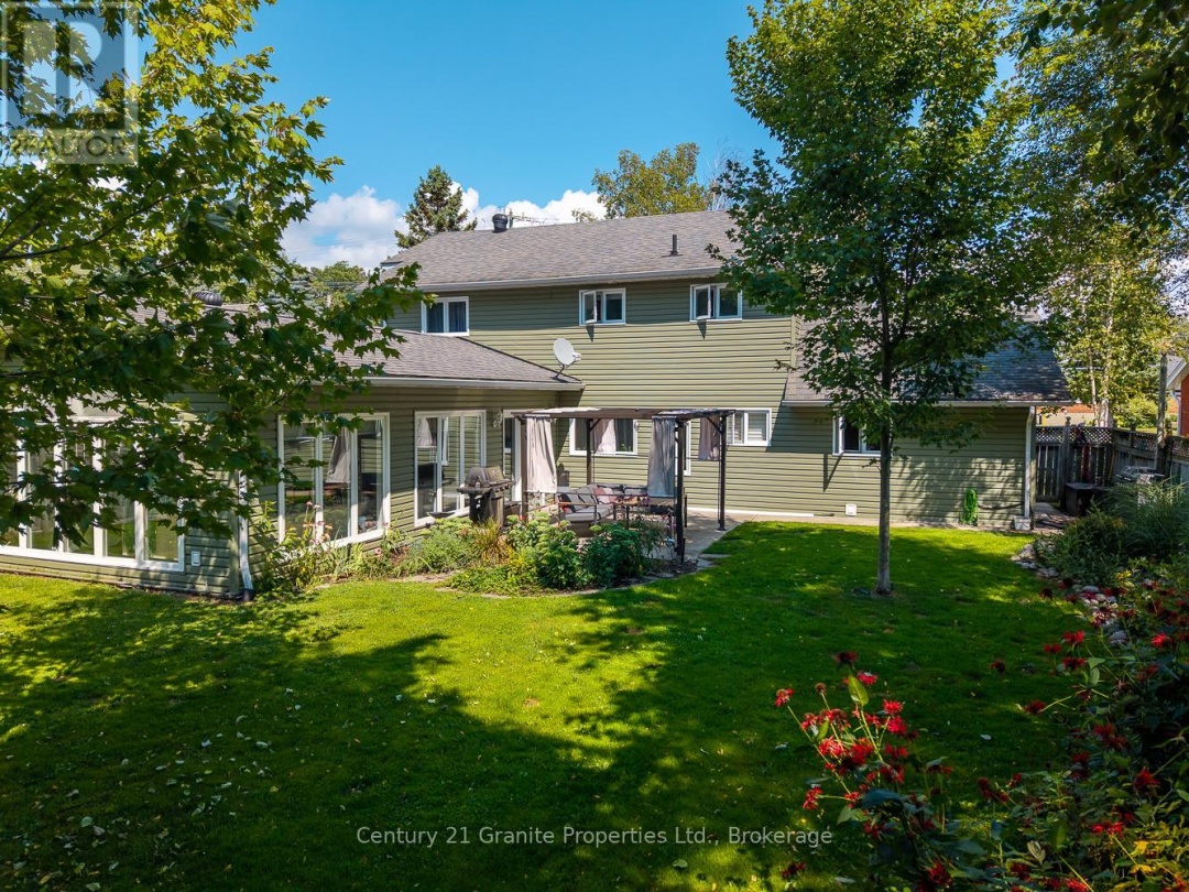 7 TUDHOPE STREET, 