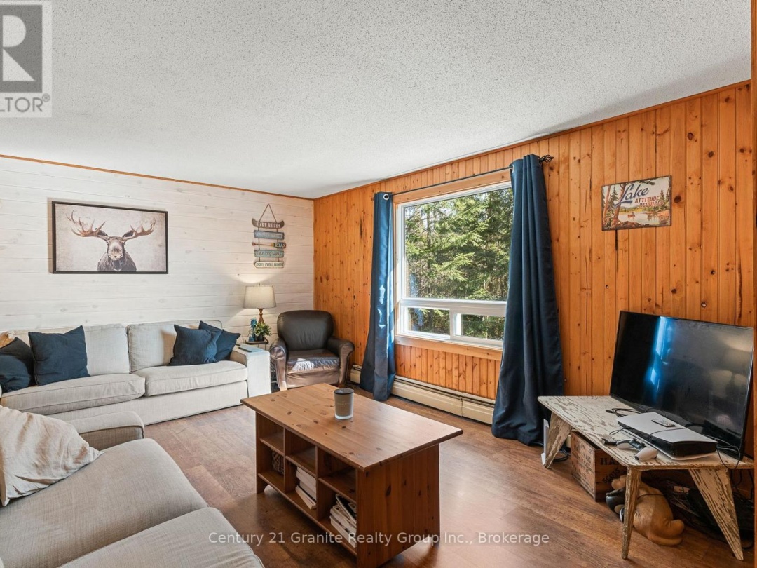 6087 HALIBURTON LAKE ROAD, Haliburton Lake
