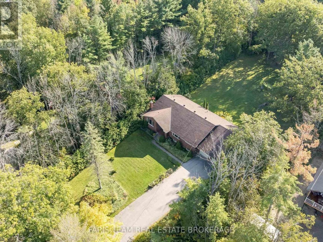 2 BAYSIDE AVENUE, 