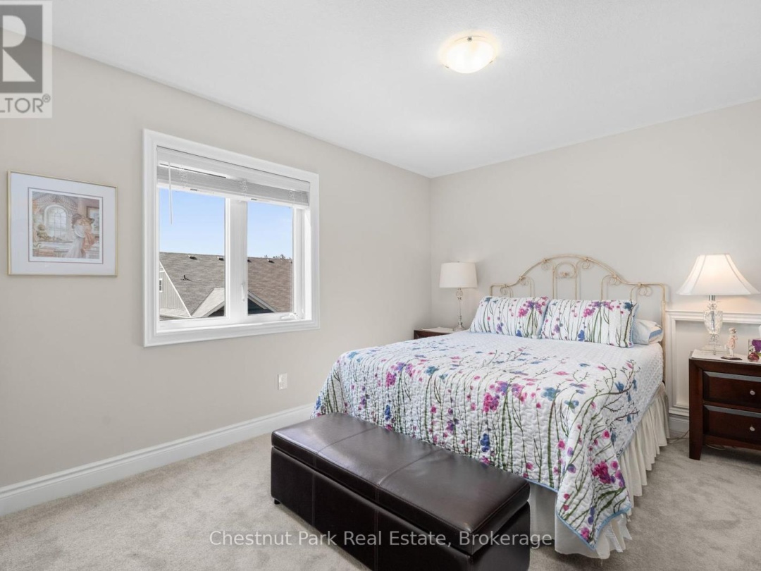 31 WINDSONG CRESCENT, 