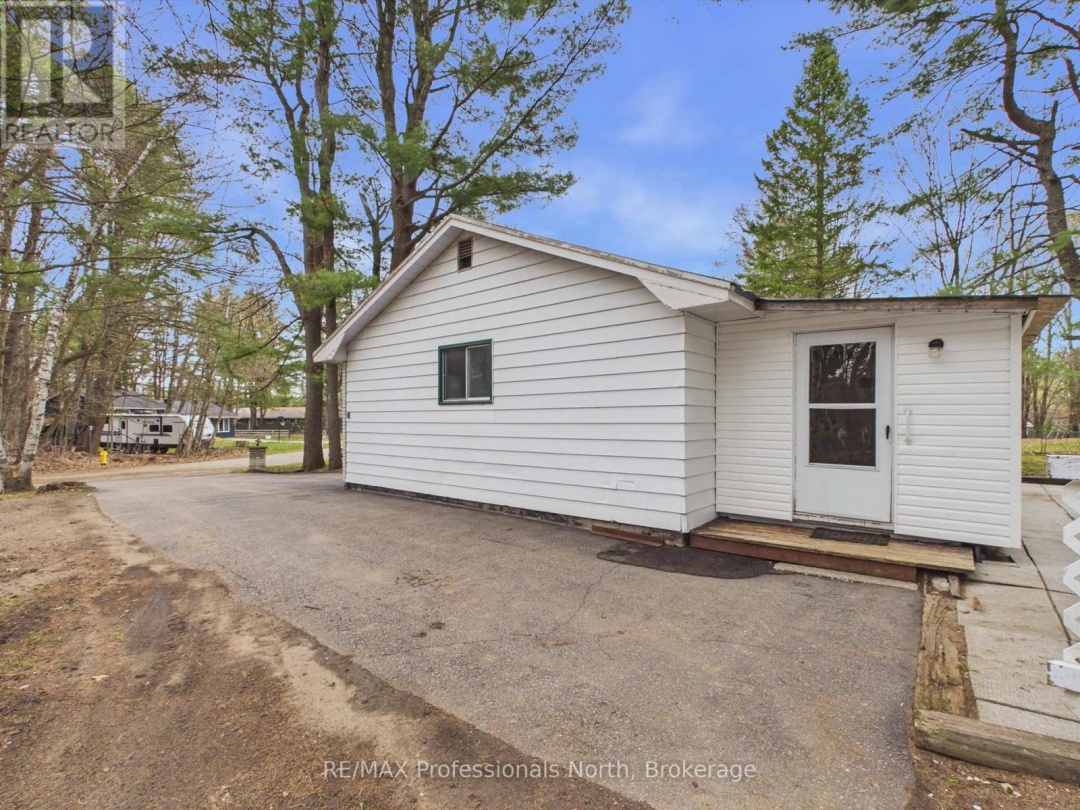 11 BEACON LANE, Bracebridge (Macaulay)