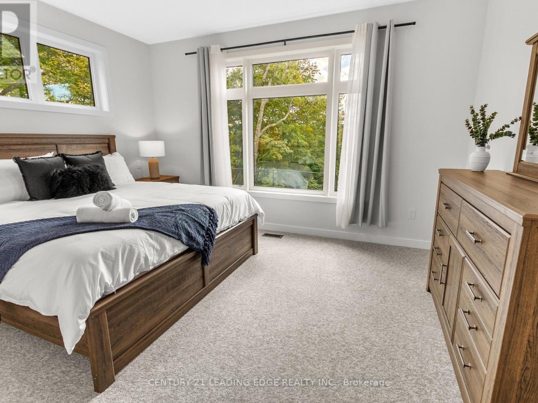1023 KINGSRIDGE COURT, Lake of Bays (Franklin)