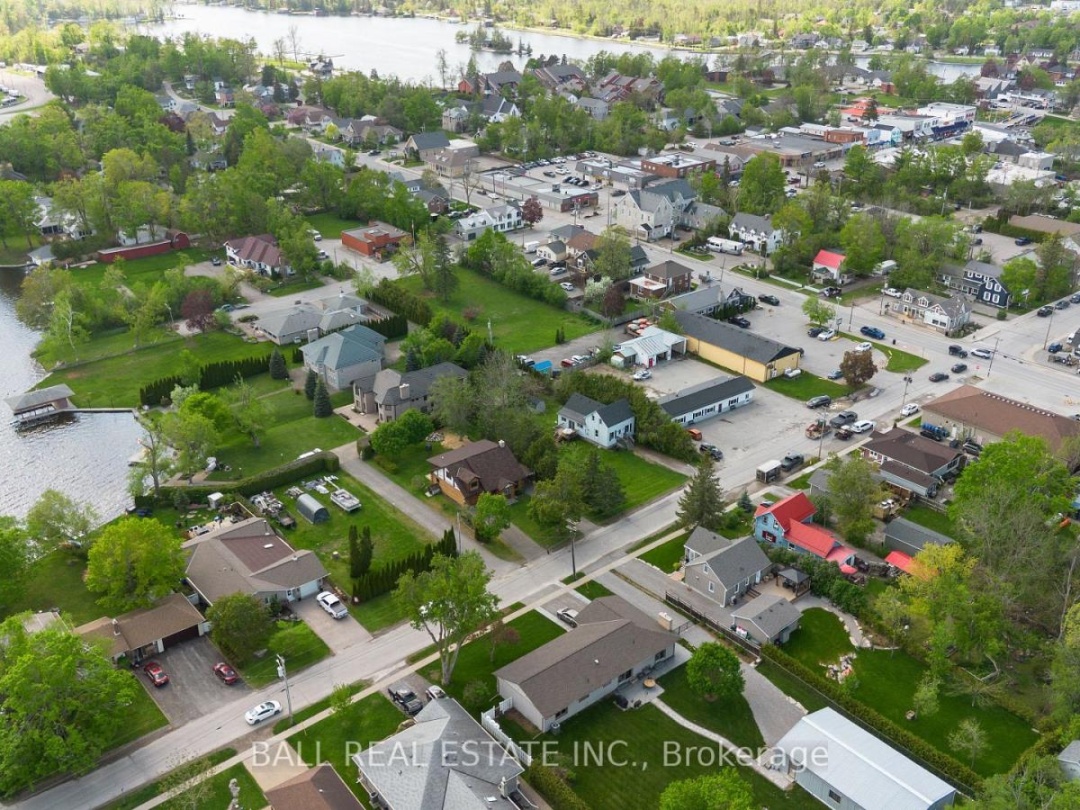 81 WILLIAM STREET, Kawartha Lakes (Bobcaygeon)