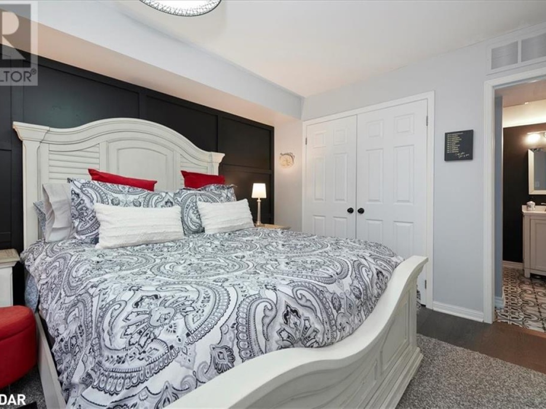 15 CARNOUSTIE Lane, 