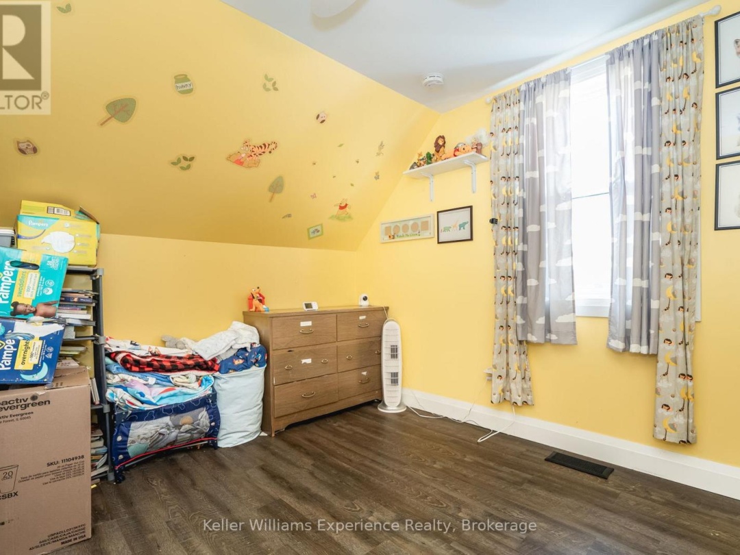 313 Mcnicoll Street, Tay (Port McNicoll)