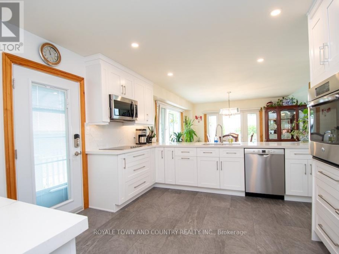24 GOODMAN ROAD, Balsam Lake