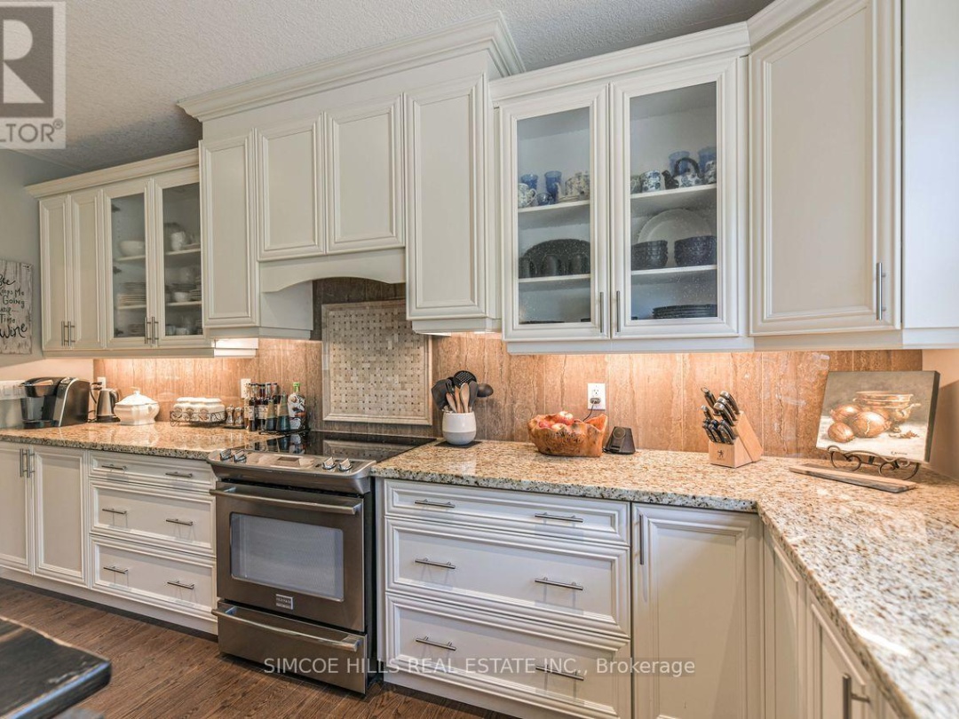 2117 ELANA DRIVE, Severn (Marchmont)