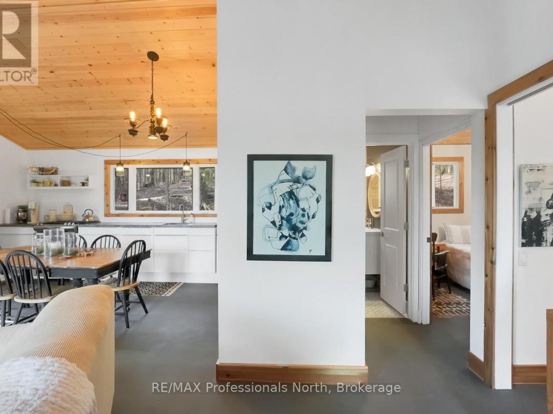 1107 PLUTO TRAIL, Boyne Lake