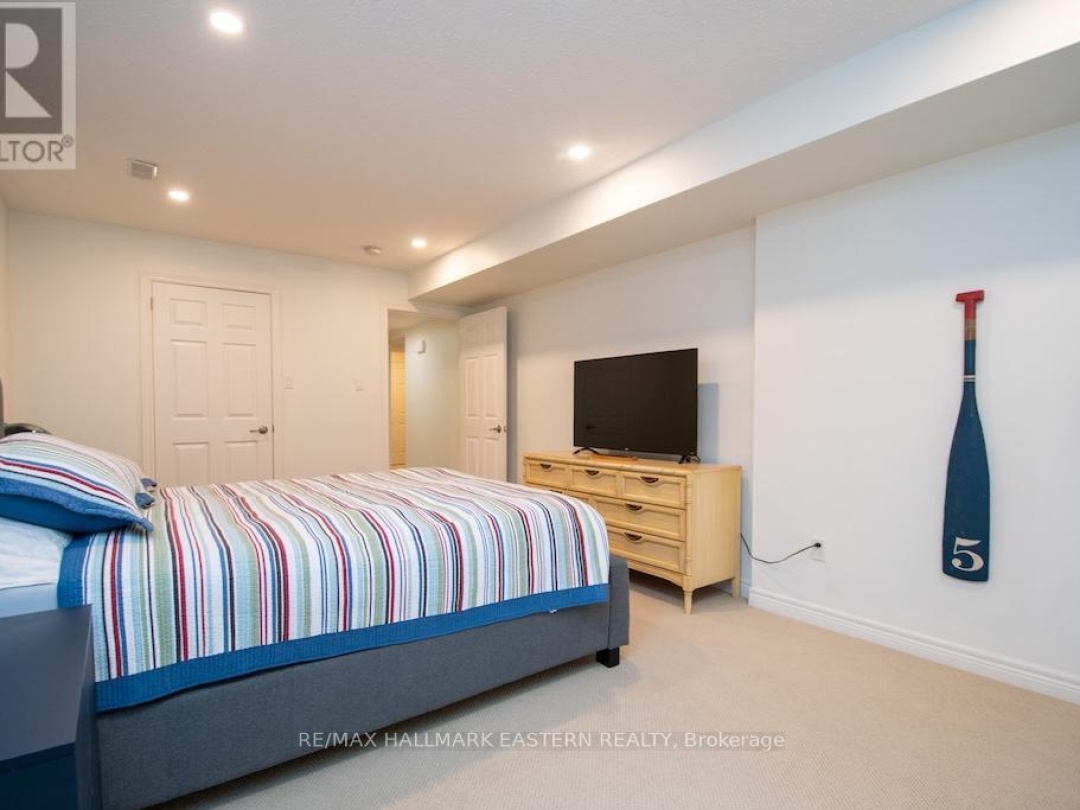 19 MARINA DRIVE, Pigeon Lake