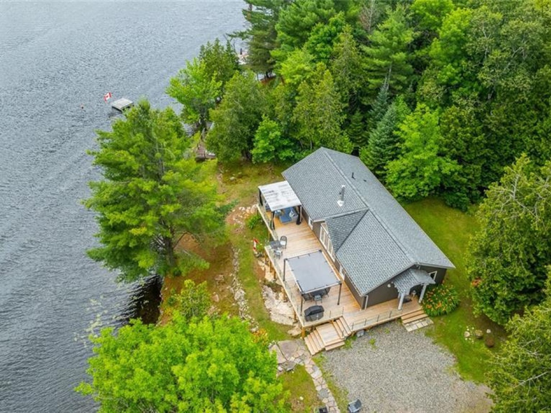 1484 Bat Lake Road, Canning Lake