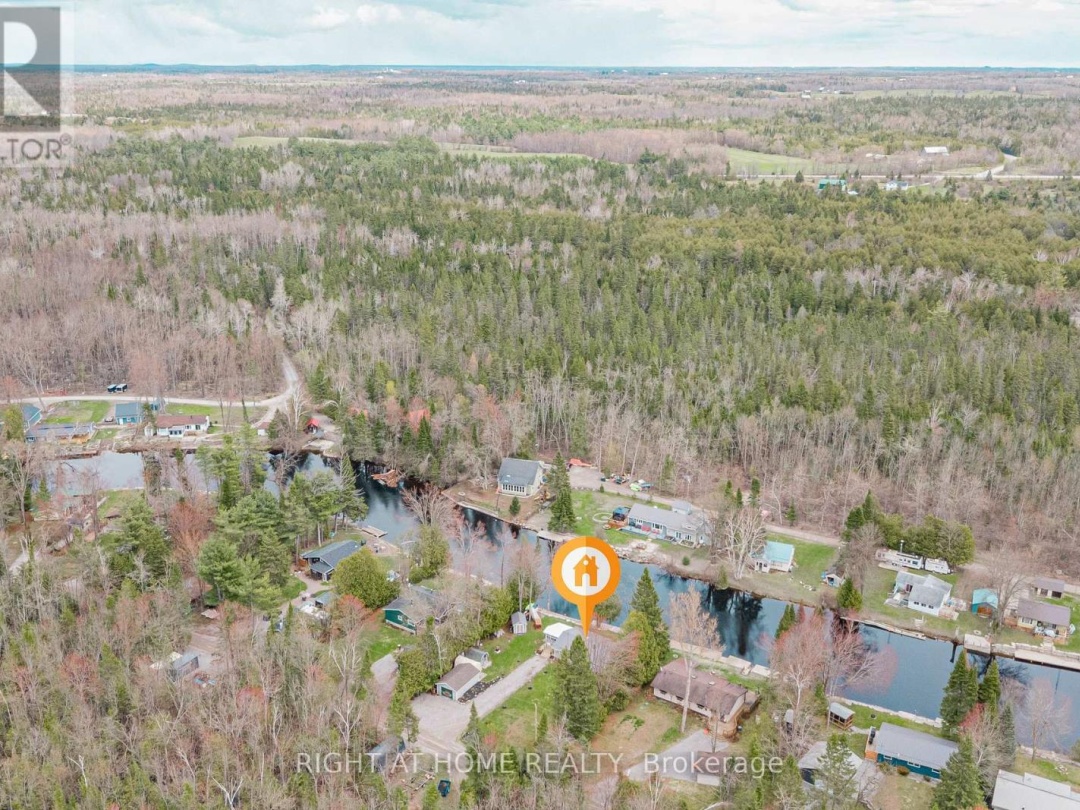 369 SOUTHAM DRIVE, Burnt River