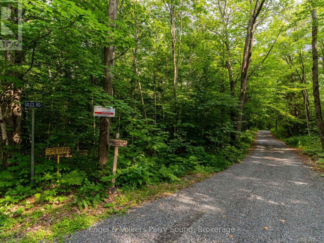 16 GILES ROAD, Otter Lake