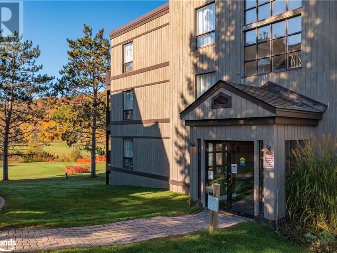 1235 Deerhurst Drive Unit# 55 207, Peninsula Lake