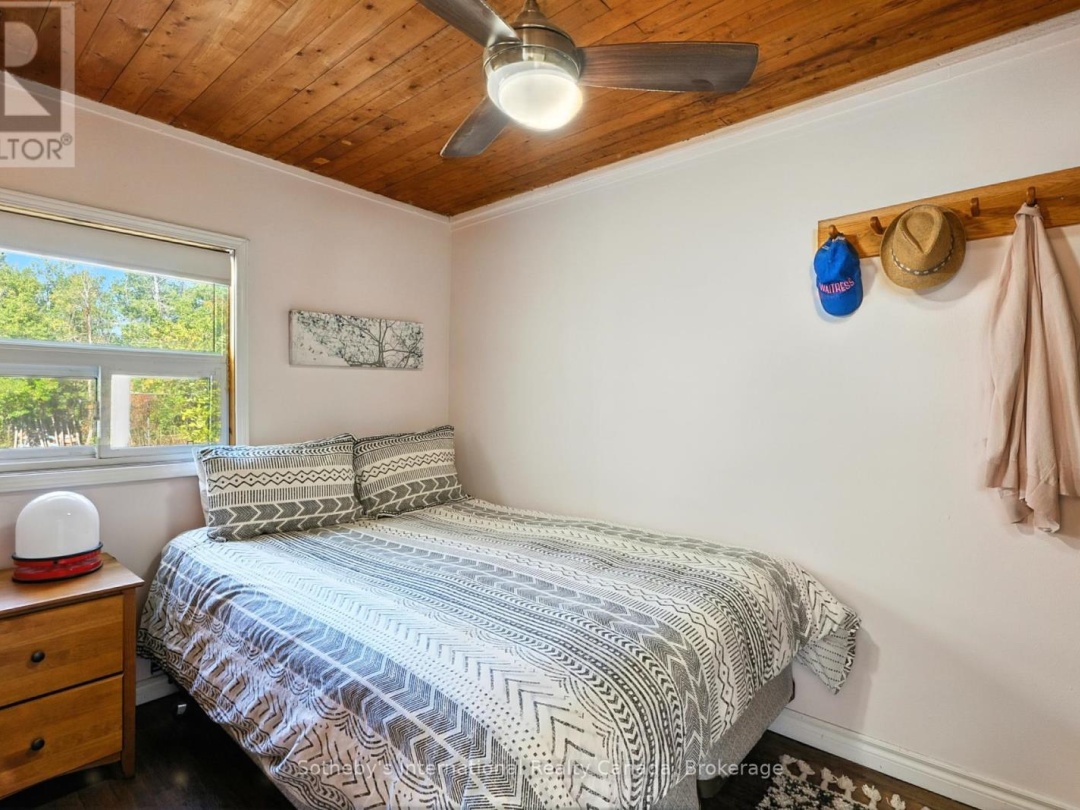 1118 SOUTH KAHSHE LAKE ROAD, 