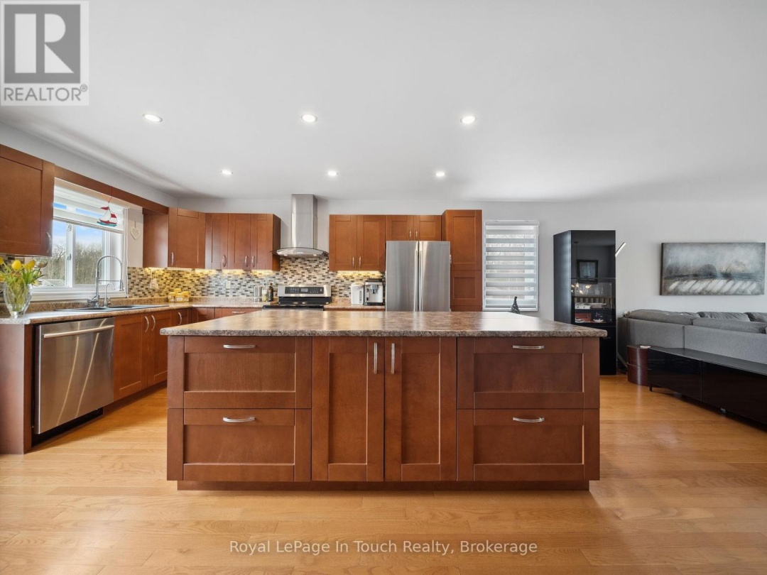 29 DUFFY DRIVE, Tay