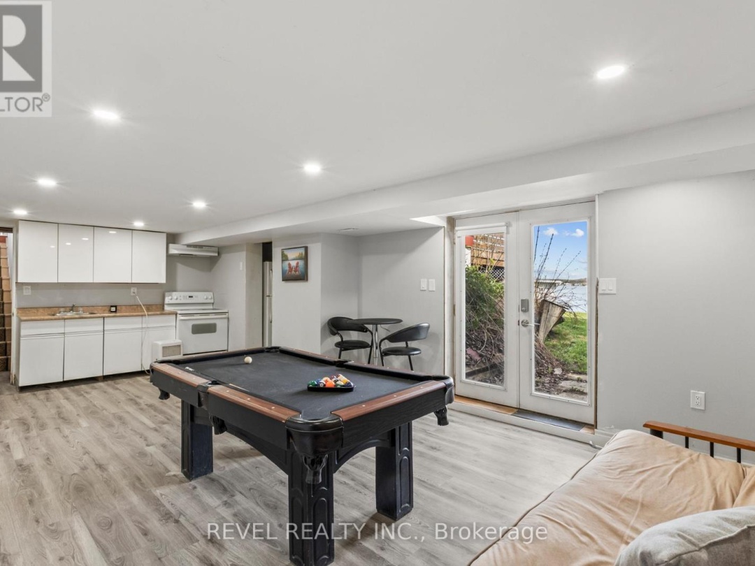 151 BEEHIVE DRIVE, Sturgeon Lake