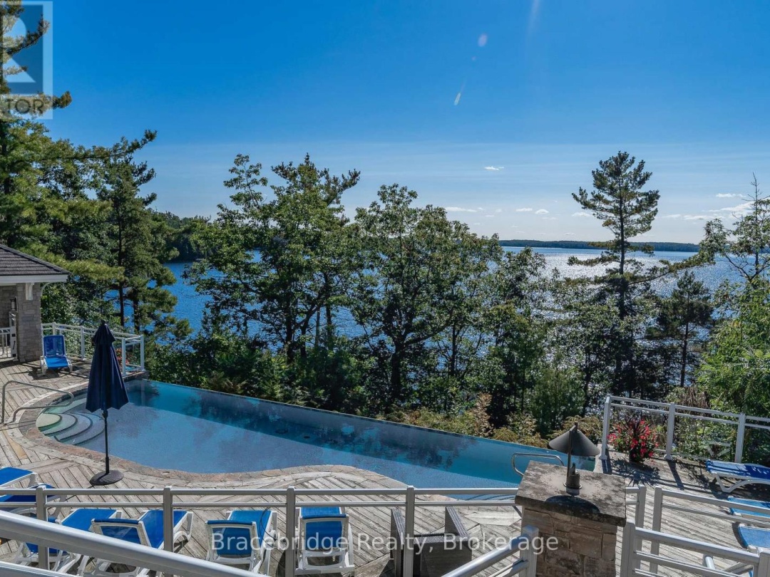 L205-B1 - 1869 MUSKOKA RD 118 HIGHWAY W, Lake Muskoka