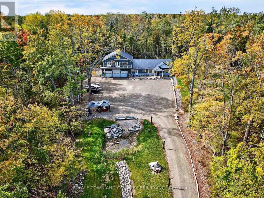 9 LYTLE LANE, 