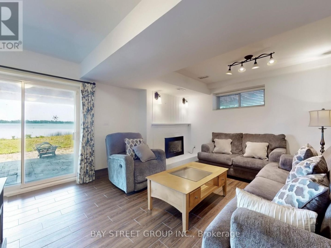 3784 TUPPY DRIVE, Lake Simcoe