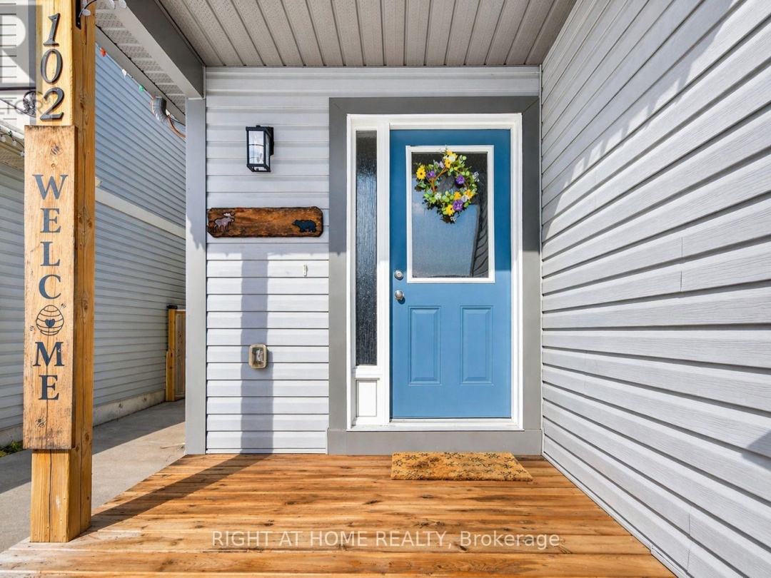102 FIELDSTREAM CHASE, Bracebridge (Macaulay)