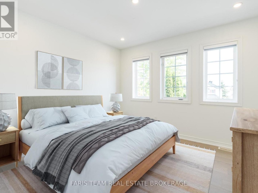 2 VANESSA DRIVE, 