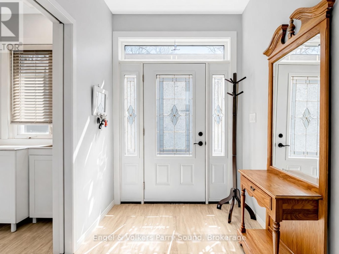 29 QUEEN STREET, Parry Sound