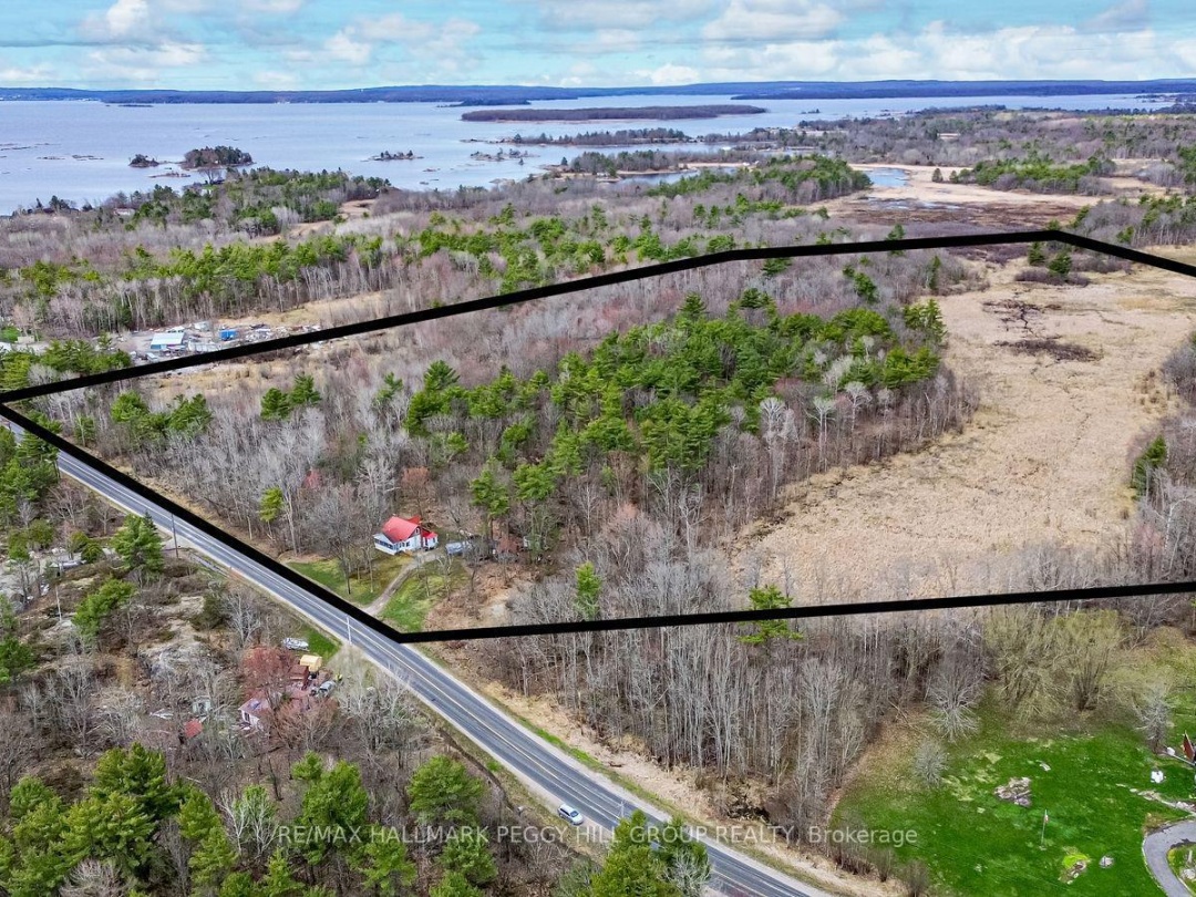 1301 HONEY HARBOUR ROAD, Georgian Bay (Baxter)