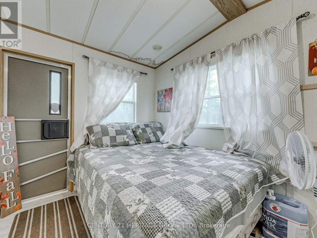 4411 UPPER BIG CHUTE ROAD, 