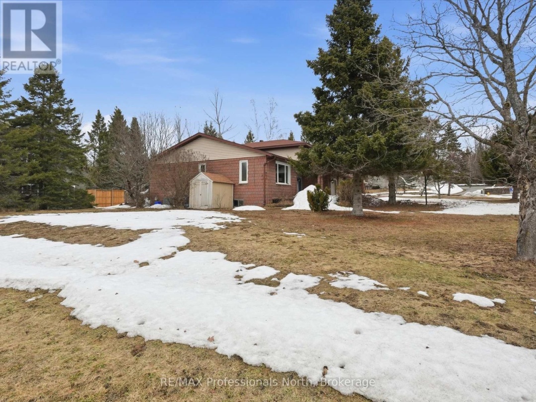 1 GLENDALE ROAD, Bracebridge (Monck (Bracebridge))