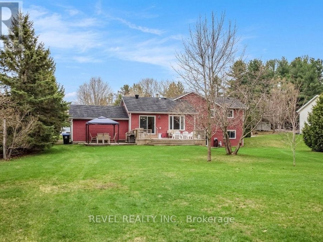 16 SUMAC CRESCENT, Oro-Medonte (Sugarbush)